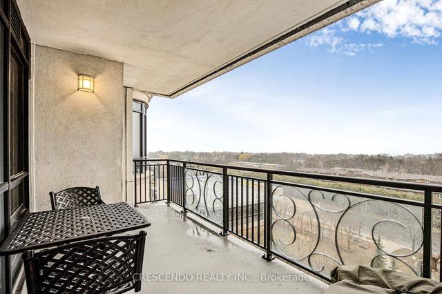 704c - 662 Sheppard Ave E, Condo with 2 bedrooms, 2 bathrooms and 2 parking in Toronto ON | Image 11