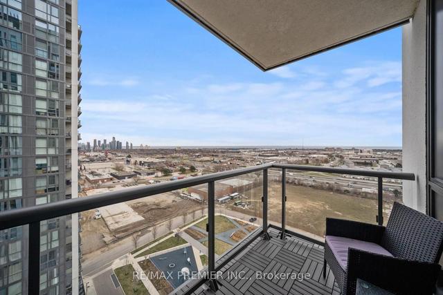 1504 - 15 Zorra St, Condo with 2 bedrooms, 2 bathrooms and 1 parking in Toronto ON | Image 21