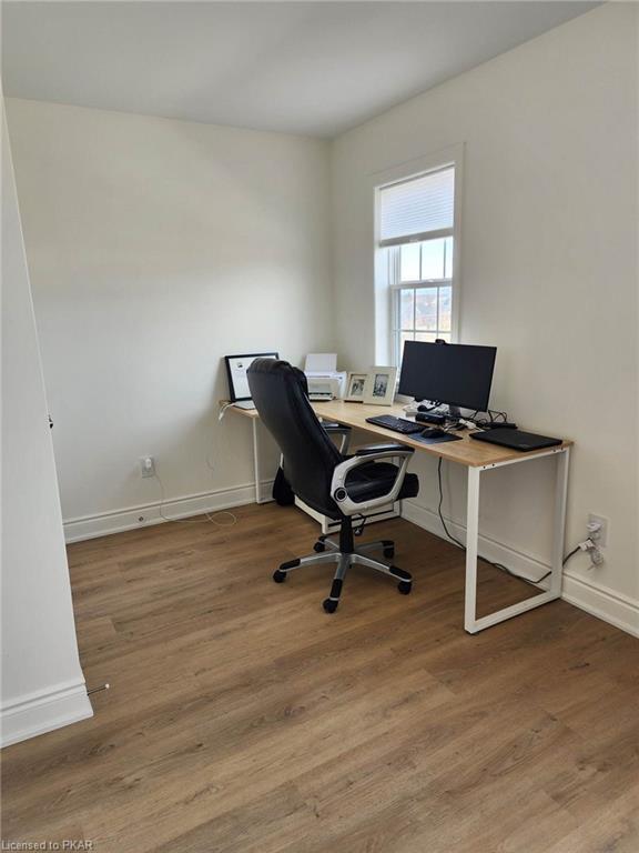 OFFICE AREA IN FRONT BEDROOM WITH VIEW | Image 20