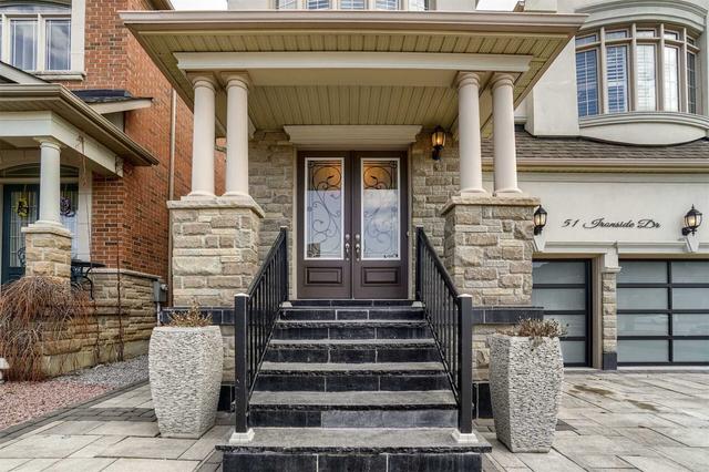 51 Ironside Dr, House detached with 4 bedrooms, 5 bathrooms and 6 parking in Vaughan ON | Image 3