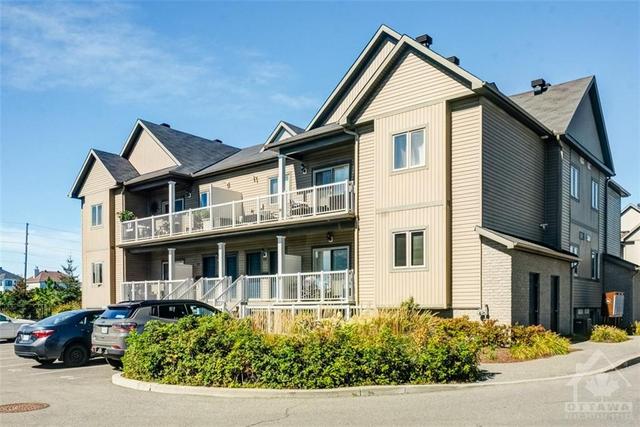 70 Sternes Private, Condo with 2 bedrooms, 2 bathrooms and 1 parking in Ottawa ON | Image 2