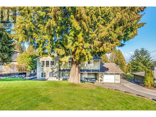 3047 Daybreak Avenue, House detached with 4 bedrooms, 4 bathrooms and 6 parking in Coquitlam BC | Image 4