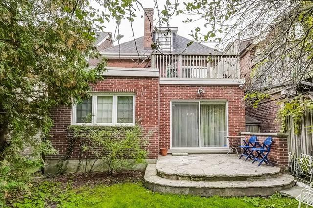 19 Poplar Plains Rd, House detached with 3 bedrooms, 4 bathrooms and 2 parking in Toronto ON | Image 22