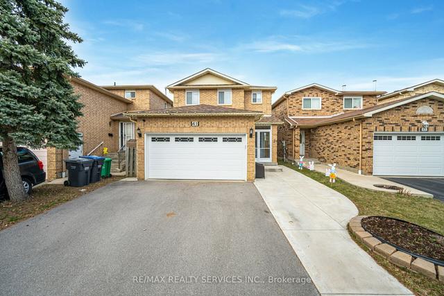 41 Donna Dr, House detached with 4 bedrooms, 4 bathrooms and 4 parking in Brampton ON | Image 1