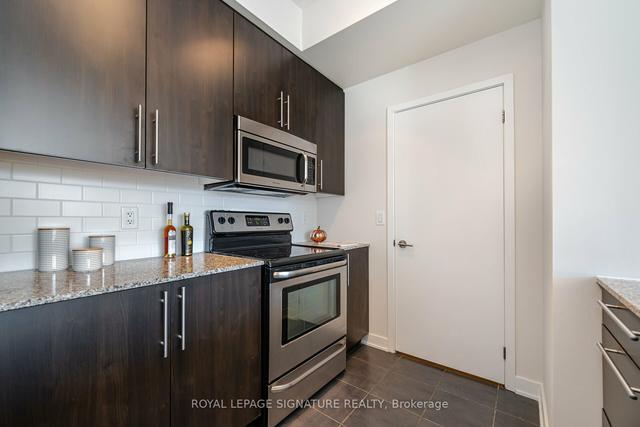 908 - 400 Wellington St W, Condo with 2 bedrooms, 2 bathrooms and 1 parking in Toronto ON | Image 4