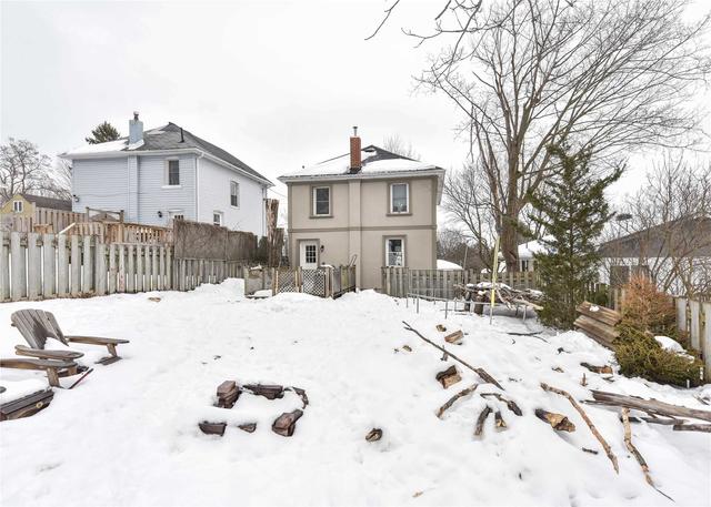 4 Clinton St, House detached with 3 bedrooms, 1 bathrooms and 4 parking in Orillia ON | Image 25