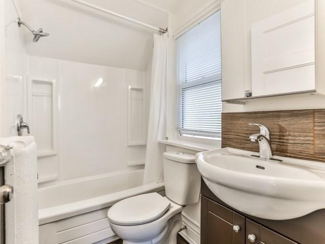 3rd flr - 3 Glencairn Ave, House detached with 1 bedrooms, 1 bathrooms and 1 parking in Toronto ON | Image 6