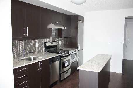 lph10 - 320 Richmond St E, Condo with 1 bedrooms, 1 bathrooms and null parking in Toronto ON | Image 2
