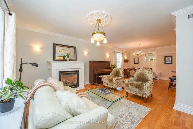 57 Elizabeth St S, House detached with 3 bedrooms, 2 bathrooms and 8 parking in Brampton ON | Image 33