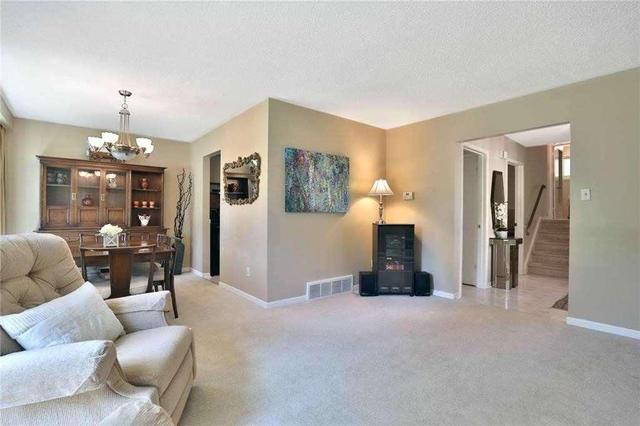 191 Mccraney St W, House detached with 3 bedrooms, 2 bathrooms and 3 parking in Oakville ON | Image 6