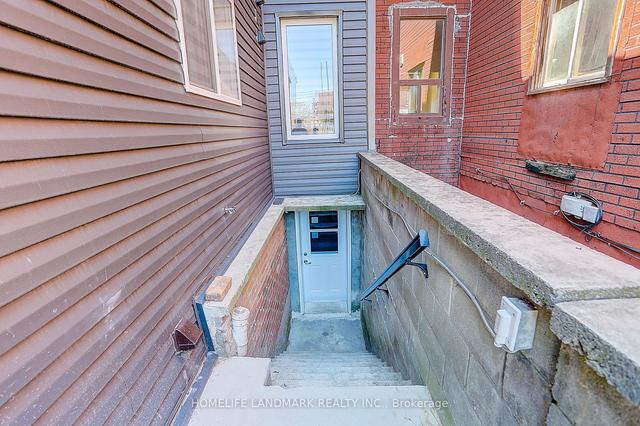 213 Osler St, House attached with 4 bedrooms, 3 bathrooms and 2 parking in Toronto ON | Image 28