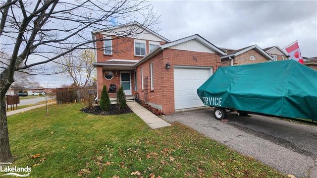 85 Penetanguishene Road, House detached with 4 bedrooms, 2 bathrooms and 4 parking in Midland ON | Card Image