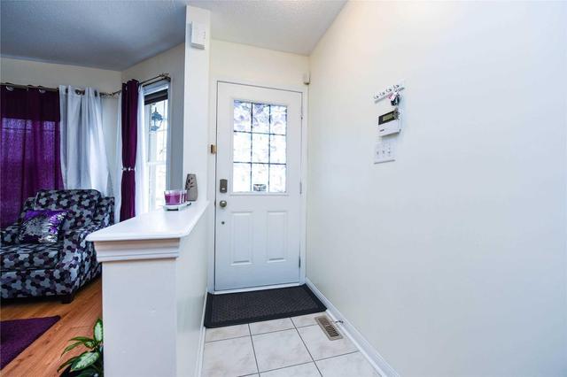 1115 Barr Cres, House semidetached with 4 bedrooms, 4 bathrooms and 2 parking in Milton ON | Image 22