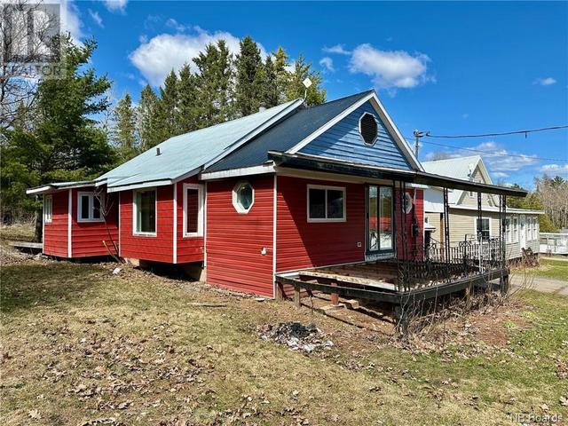 83 Harrison Street, House detached with 4 bedrooms, 1 bathrooms and null parking in Plaster Rock NB | Image 3