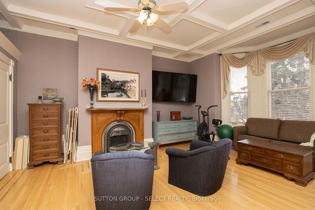 554 Waterloo St, House detached with 4 bedrooms, 6 bathrooms and 8 parking in London ON | Image 8