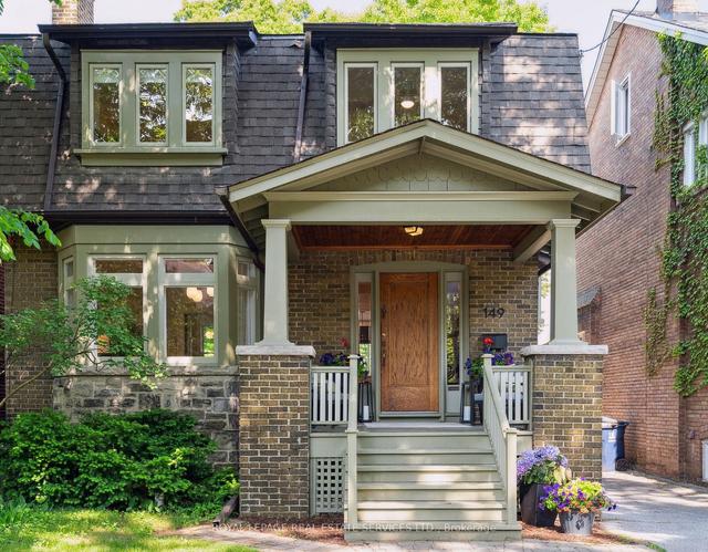 149 Evelyn Ave, House detached with 4 bedrooms, 2 bathrooms and 3 parking in Toronto ON | Image 1