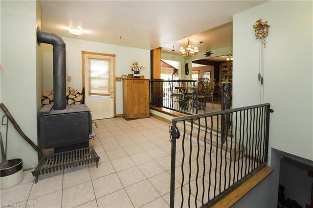 9078 Century Drive, Home with 3 bedrooms, 2 bathrooms and 8 parking in Strathroy Caradoc ON | Image 18