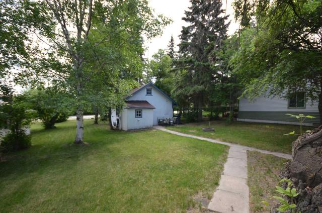 4738 50 Street, House detached with 1 bedrooms, 1 bathrooms and 1 parking in Sylvan Lake AB | Image 3