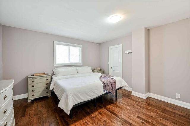 54 Frederick St, House detached with 3 bedrooms, 2 bathrooms and 3 parking in Brampton ON | Image 18