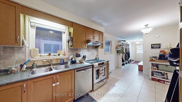 94 Belgravia Ave, House detached with 3 bedrooms, 2 bathrooms and 2 parking in Toronto ON | Image 8