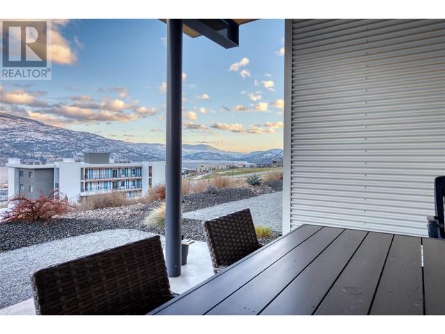 811 - 800 Vista Park, Condo with 3 bedrooms, 2 bathrooms and 2 parking in Penticton 1 BC | Image 22