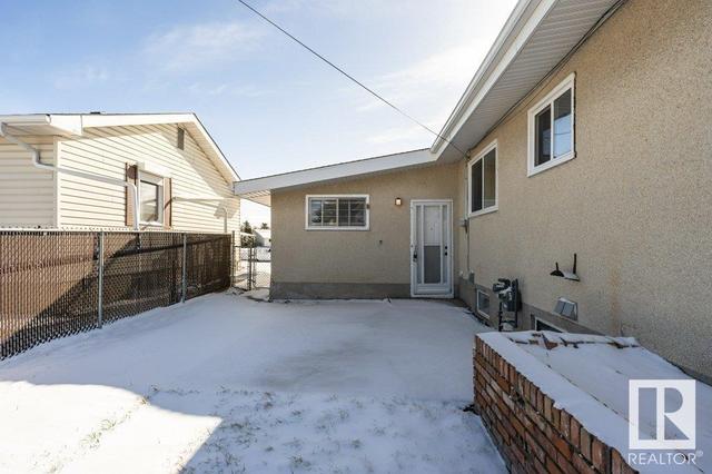 16113 88a Av Nw, House detached with 4 bedrooms, 2 bathrooms and null parking in Edmonton AB | Image 38