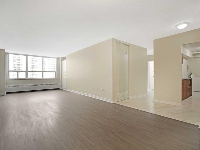 916 - 390 Dixon Rd, Condo with 2 bedrooms, 1 bathrooms and 1 parking in Toronto ON | Image 27