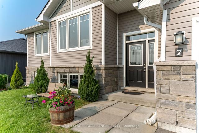 7 Meagan Lane, House detached with 3 bedrooms, 3 bathrooms and 6 parking in Quinte West ON | Image 12