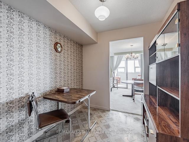 ph 2503 - 75 Emmett Ave, Condo with 3 bedrooms, 2 bathrooms and 1 parking in Toronto ON | Image 5
