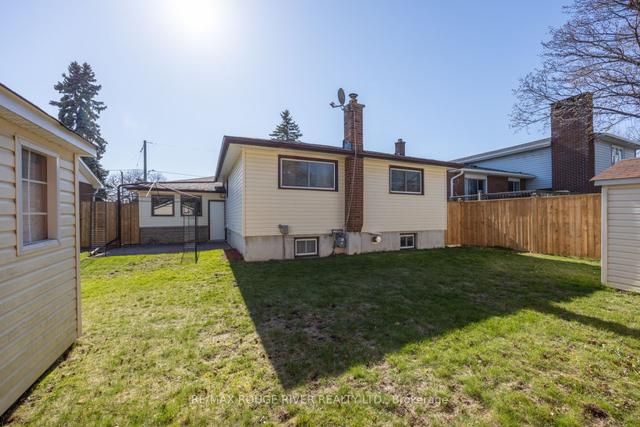 1110 Ronlea Ave, House detached with 3 bedrooms, 2 bathrooms and 4 parking in Oshawa ON | Image 28