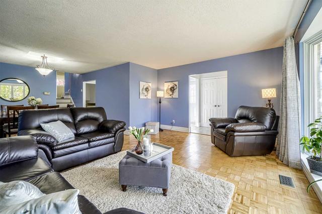 9 Albion Cres, House semidetached with 3 bedrooms, 2 bathrooms and 3 parking in Brampton ON | Image 30