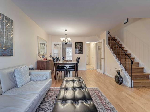 12 Curly Vineway, Townhouse with 3 bedrooms, 3 bathrooms and 1 parking in Toronto ON | Image 16