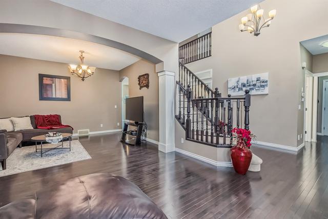 98 Autumn Grove Se, House detached with 5 bedrooms, 3 bathrooms and 4 parking in Calgary AB | Image 6