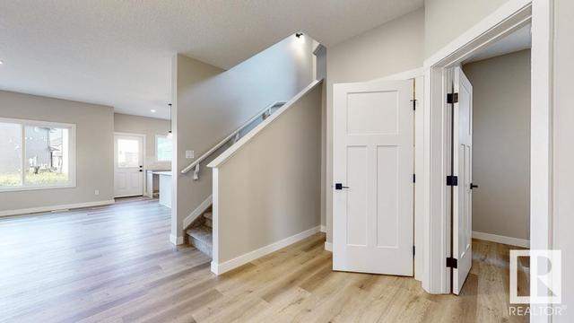 9822 225a St Nw, House detached with 3 bedrooms, 2 bathrooms and 4 parking in Edmonton AB | Image 9