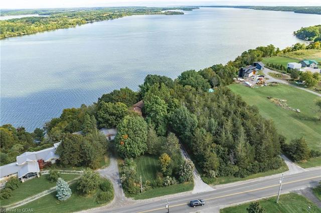 329 County Road 7, House detached with 4 bedrooms, 3 bathrooms and 5 parking in Prince Edward County ON | Image 1