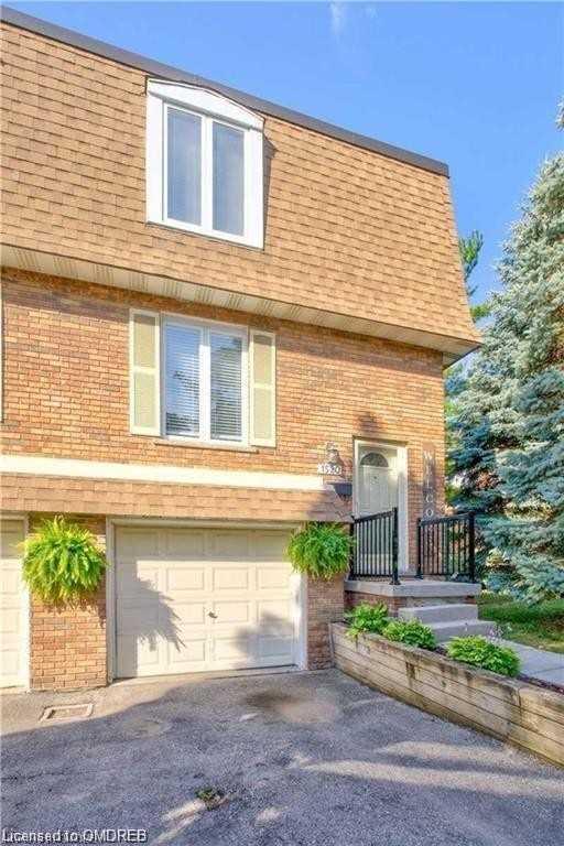 1520 Westminster Pl, Townhouse with 3 bedrooms, 2 bathrooms and 3 parking in Burlington ON | Image 12