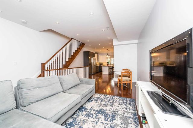 131 Priscilla Ave, House detached with 3 bedrooms, 3 bathrooms and 0 parking in Toronto ON | Image 38