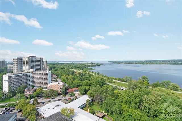 1404 - 1025 Richmond Road, Condo with 2 bedrooms, 2 bathrooms and 1 parking in Ottawa ON | Image 24