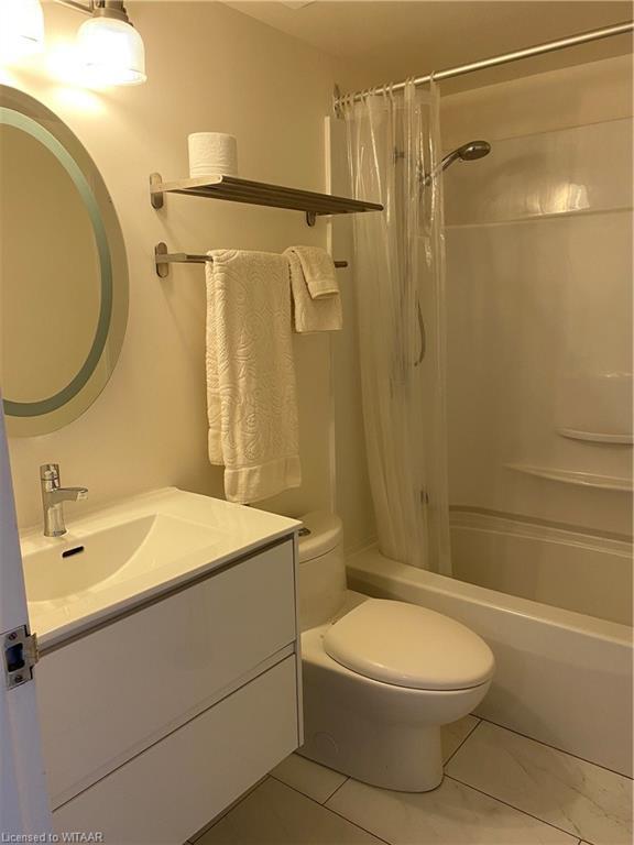 4 piece bath with hotel racks and floating vanity | Image 19