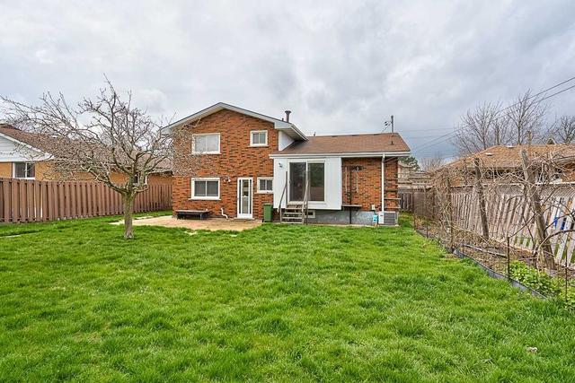 50 Owen Pl, House detached with 3 bedrooms, 3 bathrooms and 5 parking in Hamilton ON | Image 19