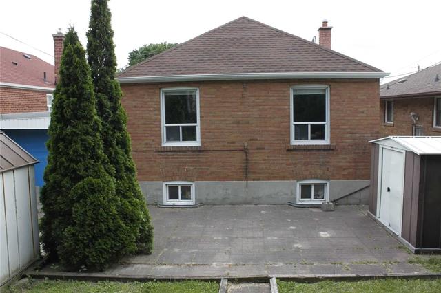 125 North Woodrow Blvd, House detached with 2 bedrooms, 2 bathrooms and 3 parking in Toronto ON | Image 5