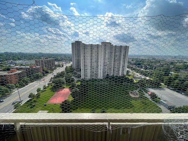 1810 - 340 Dixon Rd, Condo with 3 bedrooms, 2 bathrooms and 1 parking in Toronto ON | Image 25