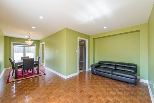 80 Pinery Tr, House attached with 3 bedrooms, 4 bathrooms and 3 parking in Toronto ON | Image 8