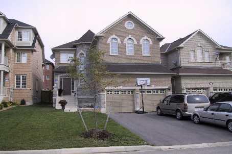 81 Ravine Edge Dr, House detached with 4 bedrooms, 3 bathrooms and 4 parking in Richmond Hill ON | Image 1