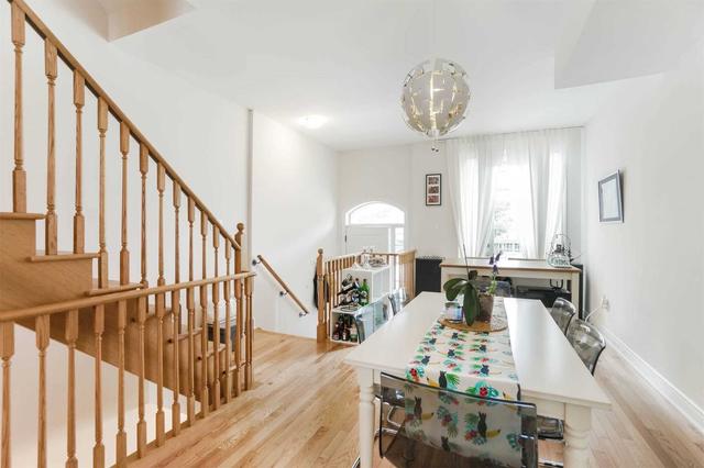 145 Norseman St, Townhouse with 3 bedrooms, 3 bathrooms and 2 parking in Toronto ON | Image 6