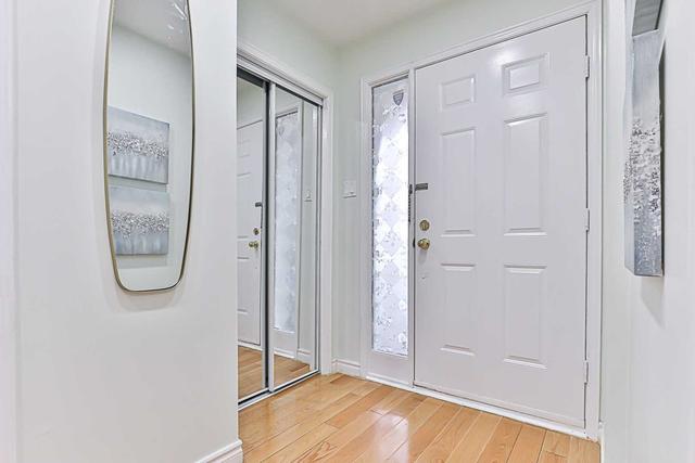 74 Truro Cres, House detached with 3 bedrooms, 4 bathrooms and 3 parking in Toronto ON | Image 12
