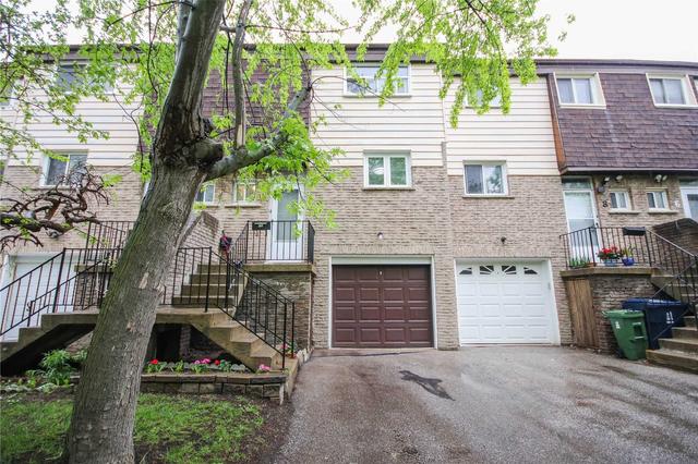 10 - 50 Brookmill Blvd W, Townhouse with 3 bedrooms, 2 bathrooms and 2 parking in Toronto ON | Image 1