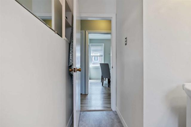 175 East 32nd St, House detached with 2 bedrooms, 2 bathrooms and 2 parking in Hamilton ON | Image 13
