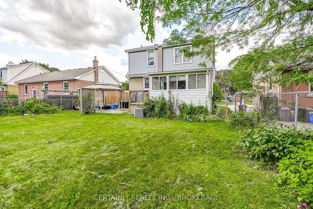 209 West 31st St, House detached with 3 bedrooms, 2 bathrooms and 6 parking in Hamilton ON | Image 8