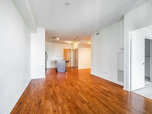 2902 - 55 Bremner Blvd, Condo with 1 bedrooms, 1 bathrooms and 0 parking in Toronto ON | Image 5